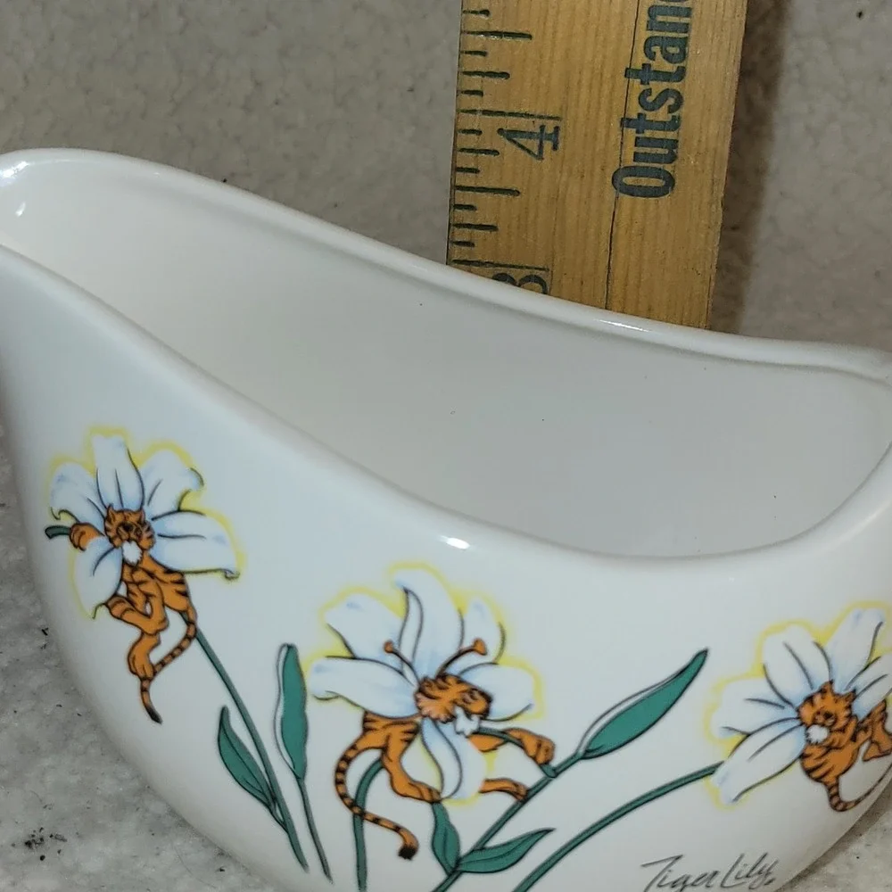 VINTAGE‎ 1989 PETAL PETS TIGER LILY GRAVY BOAT ARTMARK AMPAS JAPAN
